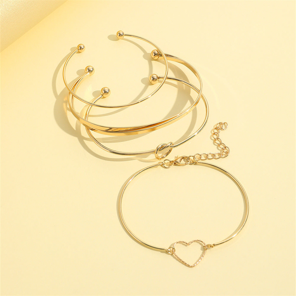 Vintage Gold Heart Letter Bangle Bracelet for Women – Elegant Crystal Love Bracelet