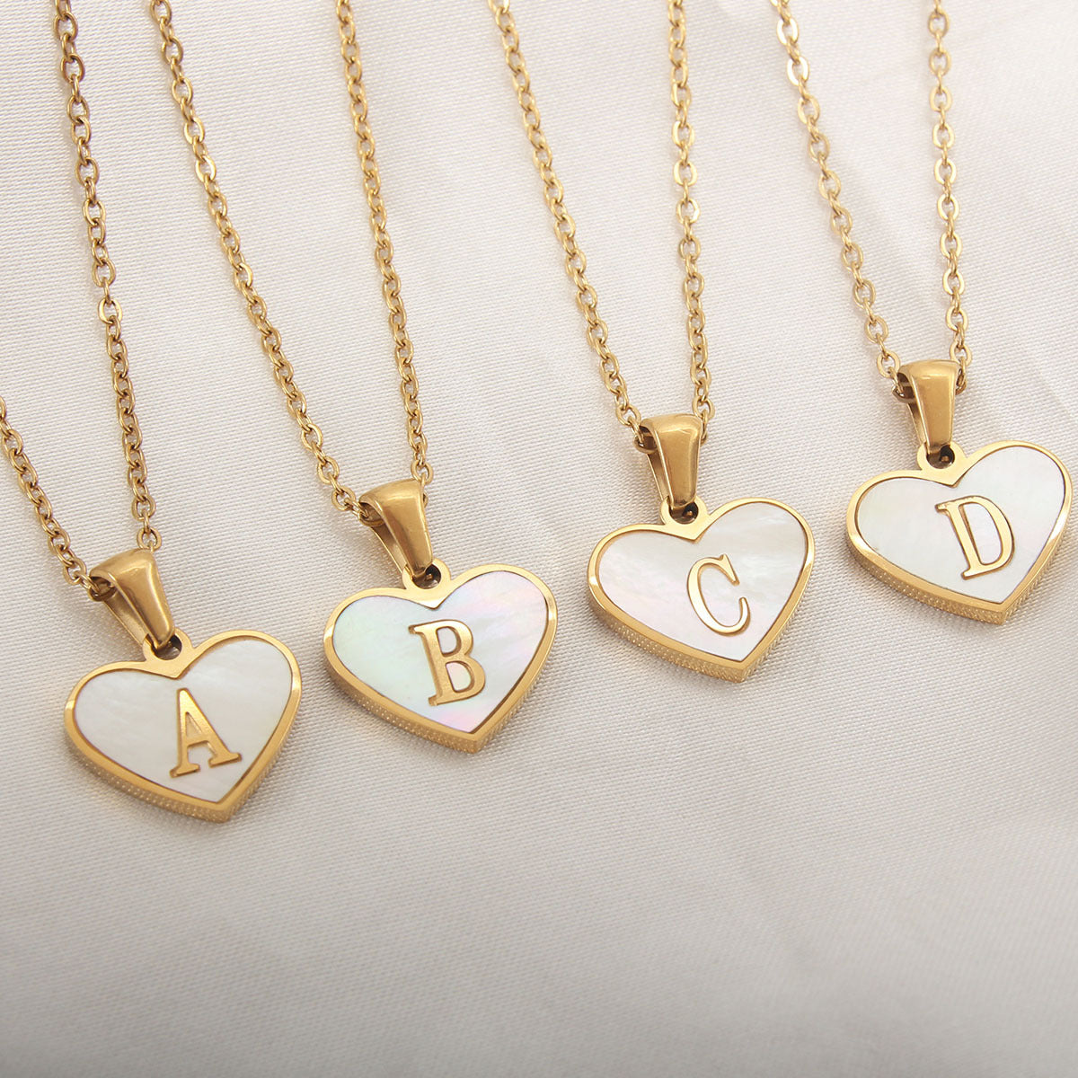 Personalized Heart Letter Necklace – Elegant Initial Pendant for Women