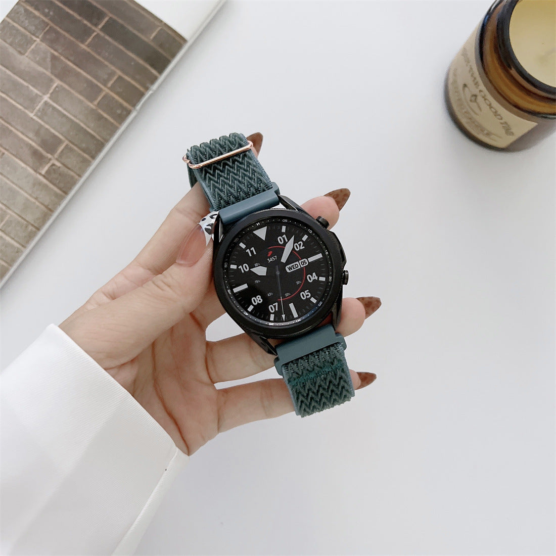 Nylon Watch Strap with W Pattern – Adjustable Loopback Sport Watch Band