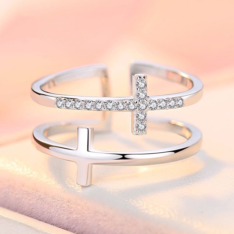 Minimalist Double Cross Zircon Ring – Adjustable